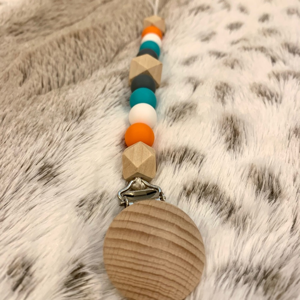 Silicone Beaded Paci Clip